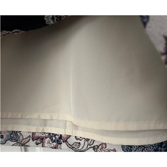 LOFT Outlet Floral Tapestry A-Line Mini Skirt Size 10 Fully Lined - Picture 6 of 8